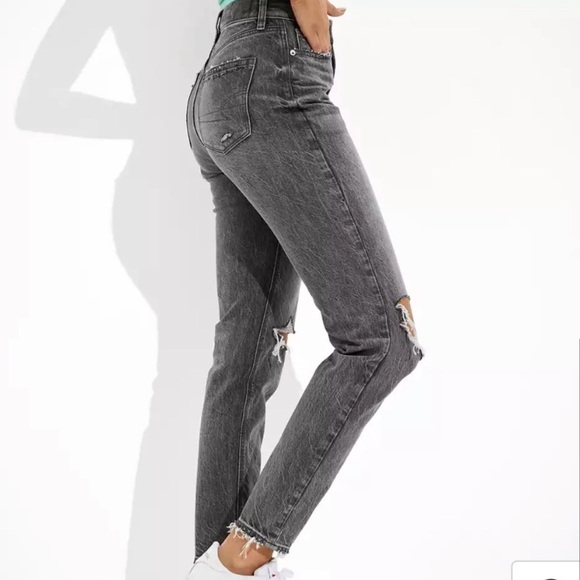 American Eagle Distressed Ripped Mom Jeans 18L - Picture 4 of 11